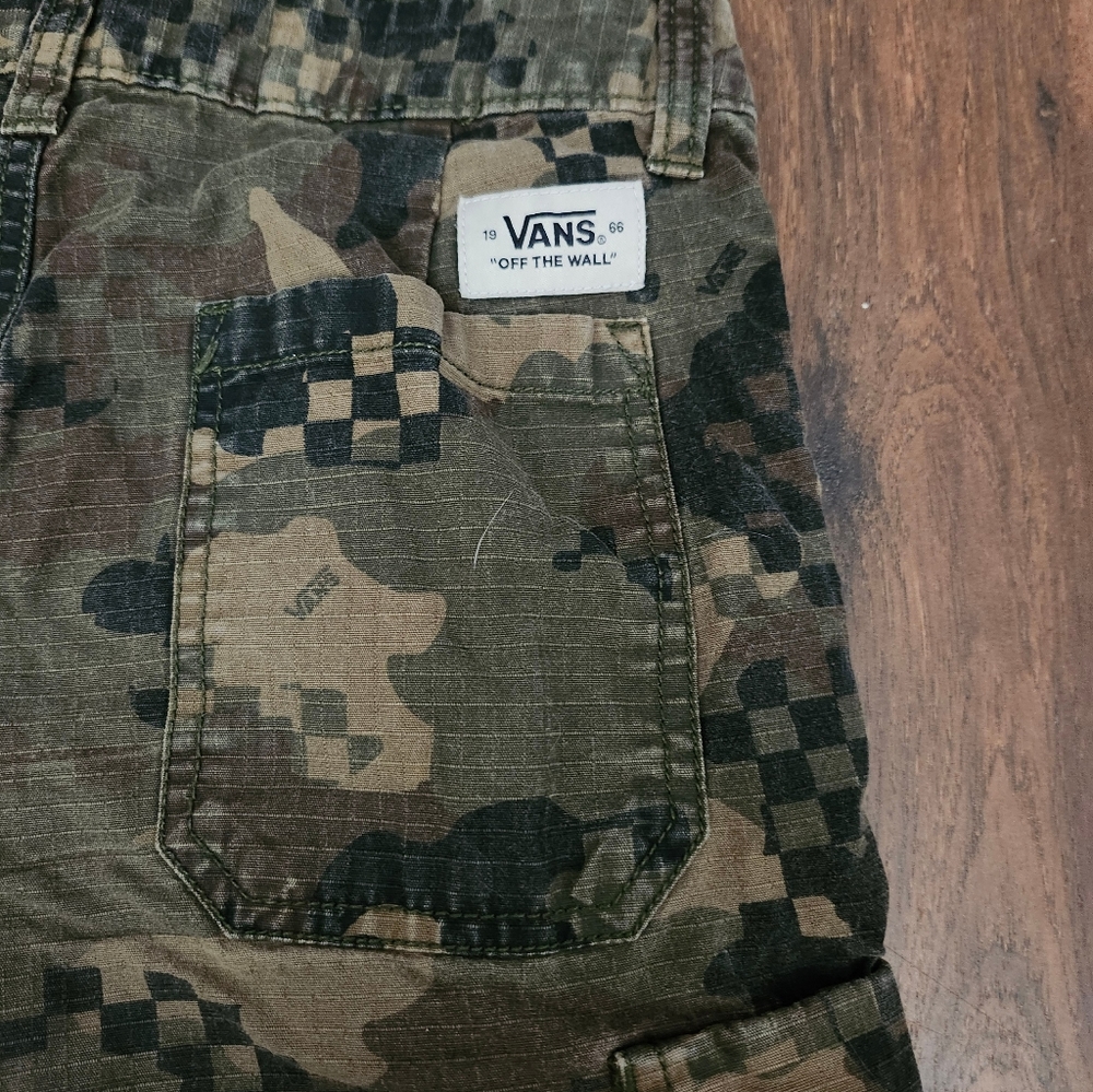 Vans Camo Cargo Shorts - Picture 5 of 5